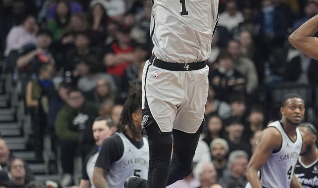 九游体育APP-文班谈盖帽：感觉像毁了别人的一天 但他们为什么要尝试呢？