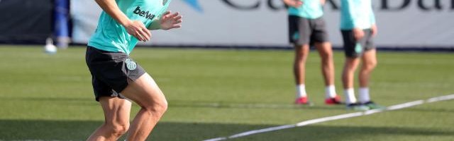 九游体育-手记：从闪电到闪电 感谢武磊陪我度过的漫长岁月