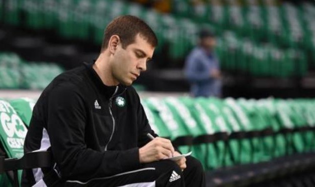 九游体育APP-史蒂文斯：凯尔特人要打团队篮球 送走沃克不容易