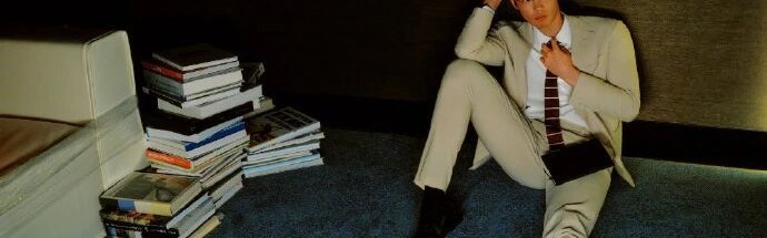 九游登录入口-汪顺 HERO 创刊号封面：真正的英雄，从来都有双面人生|人物|泳池|锋芒|大片|时尚_新浪新闻